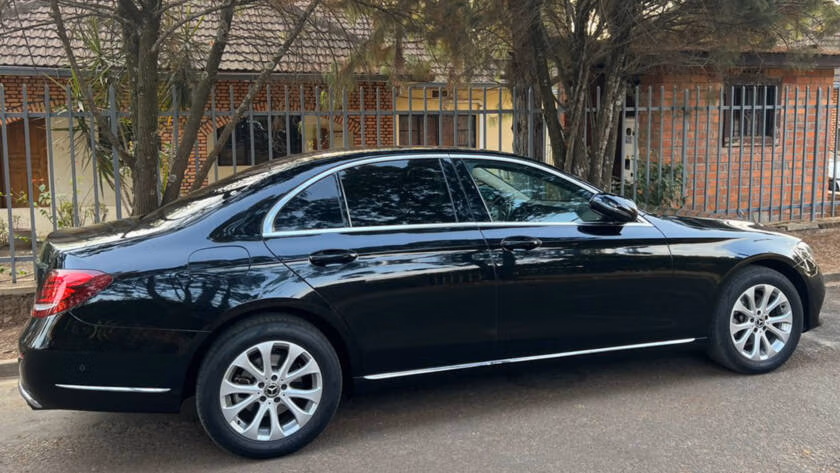 Mercedes E300